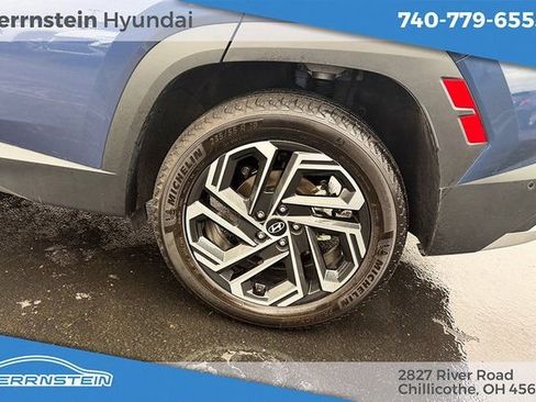 Used 2025 Hyundai Tucson Limited image 24