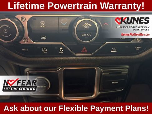 Used 2024 Jeep Wrangler Sport image 21