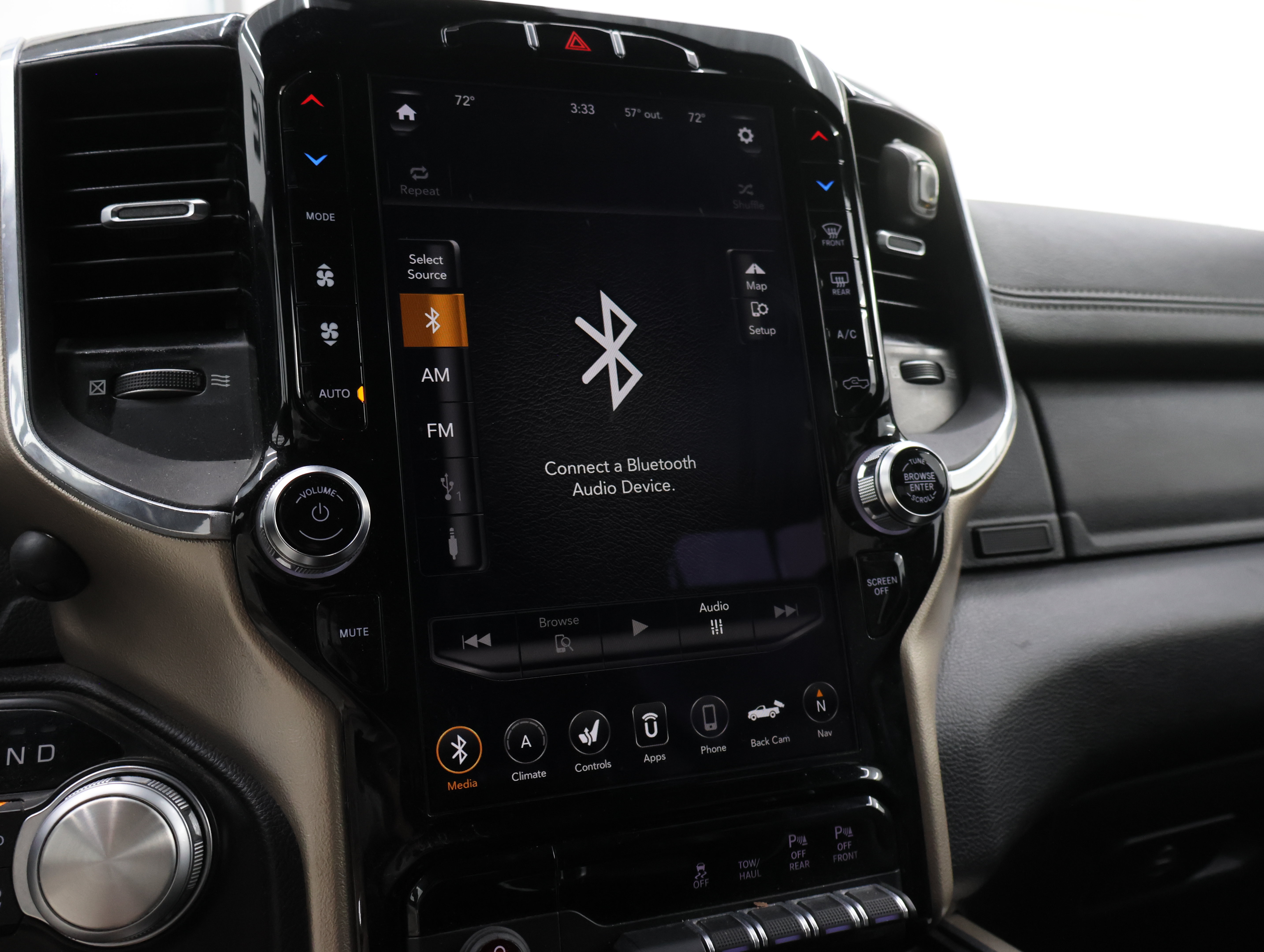 Used 2019 RAM 1500 Laramie w/ Sport Appearance Package AWD/4WD image 46