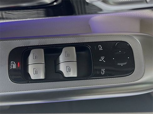 New 2026 Mercedes-Benz CLE 300 4MATIC Cabriolet image 18