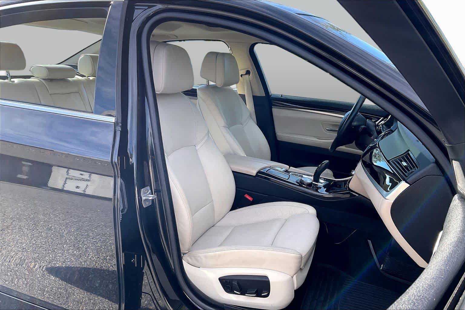 Used 2015 BMW 535d xDrive AWD/4WD image 8
