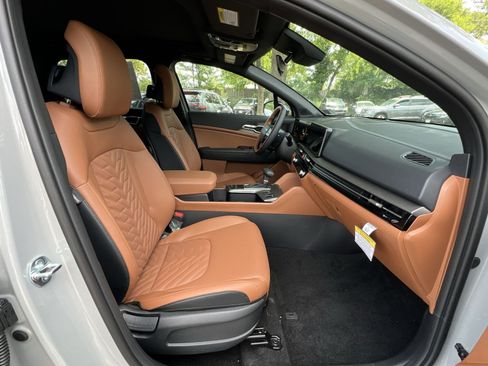 New 2026 Kia Sportage X-Line w/ X-Line Premium Package AWD/4WD image 42