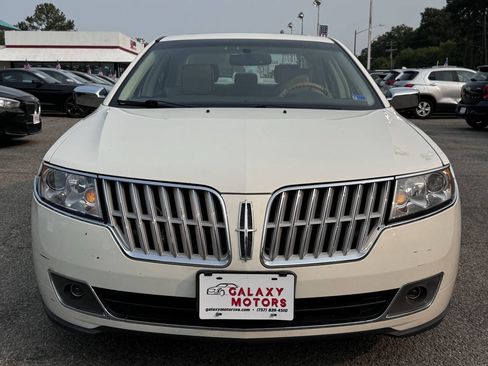 Used 2012 Lincoln MKZ Hybrid FWD image 2