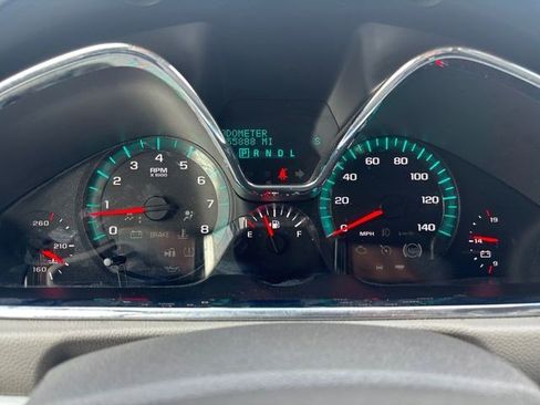 Used 2015 Chevrolet Traverse LT w/ Style and Technology Package image 16