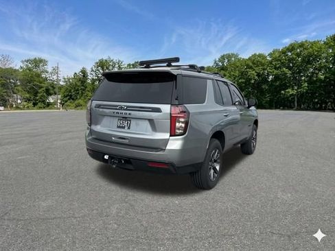 Used 2024 Chevrolet Tahoe Z71 w/ Luxury Package AWD/4WD image 6