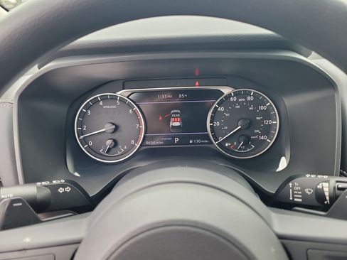 Certified 2024 Nissan Rogue SV FWD image 20