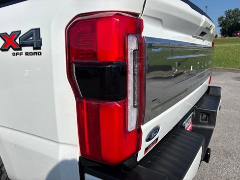 Used 2024 Ford F250 Platinum AWD/4WD image 13