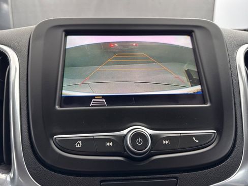 Used 2020 Chevrolet Equinox LT AWD/4WD image 18