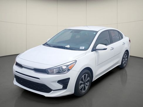 Used 2022 Kia Rio S w/ Technology Package FWD image 3