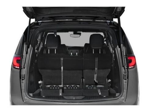 Used 2025 Chrysler Pacifica Select FWD image 10