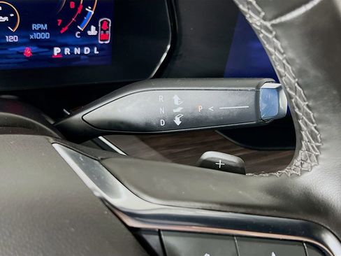 Used 2025 Chevrolet Tahoe LT image 17