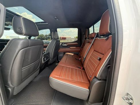 Used 2023 GMC Sierra 1500 Denali Ultimate AWD/4WD image 19