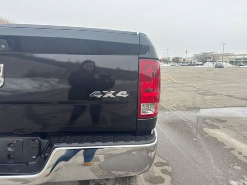 Used 2017 RAM 2500 Tradesman w/ Chrome Appearance Group image 6