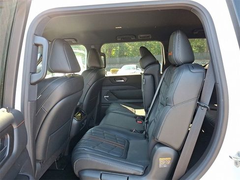 New 2025 Nissan Armada PRO-4X image 5