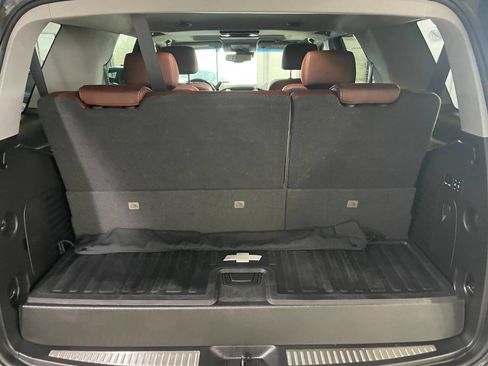 Used 2019 Chevrolet Tahoe Premier w/ Premier Plus Edition image 8