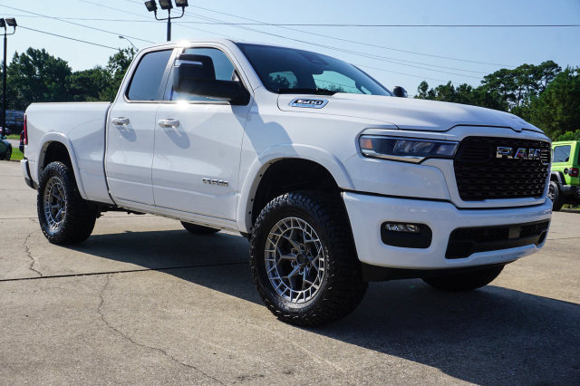 Used 2025 RAM 1500 Big Horn AWD/4WD image 2