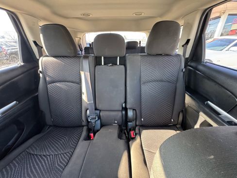 Used 2020 Dodge Journey SE w/ SE Popular Equipment Group image 16