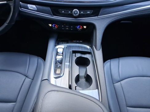 Used 2024 Buick Enclave Essence w/ Sport Touring Edition image 12