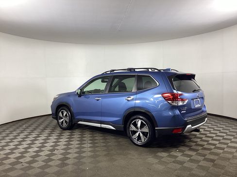 Used 2019 Subaru Forester Touring w/ Popular Package #3 AWD/4WD image 4