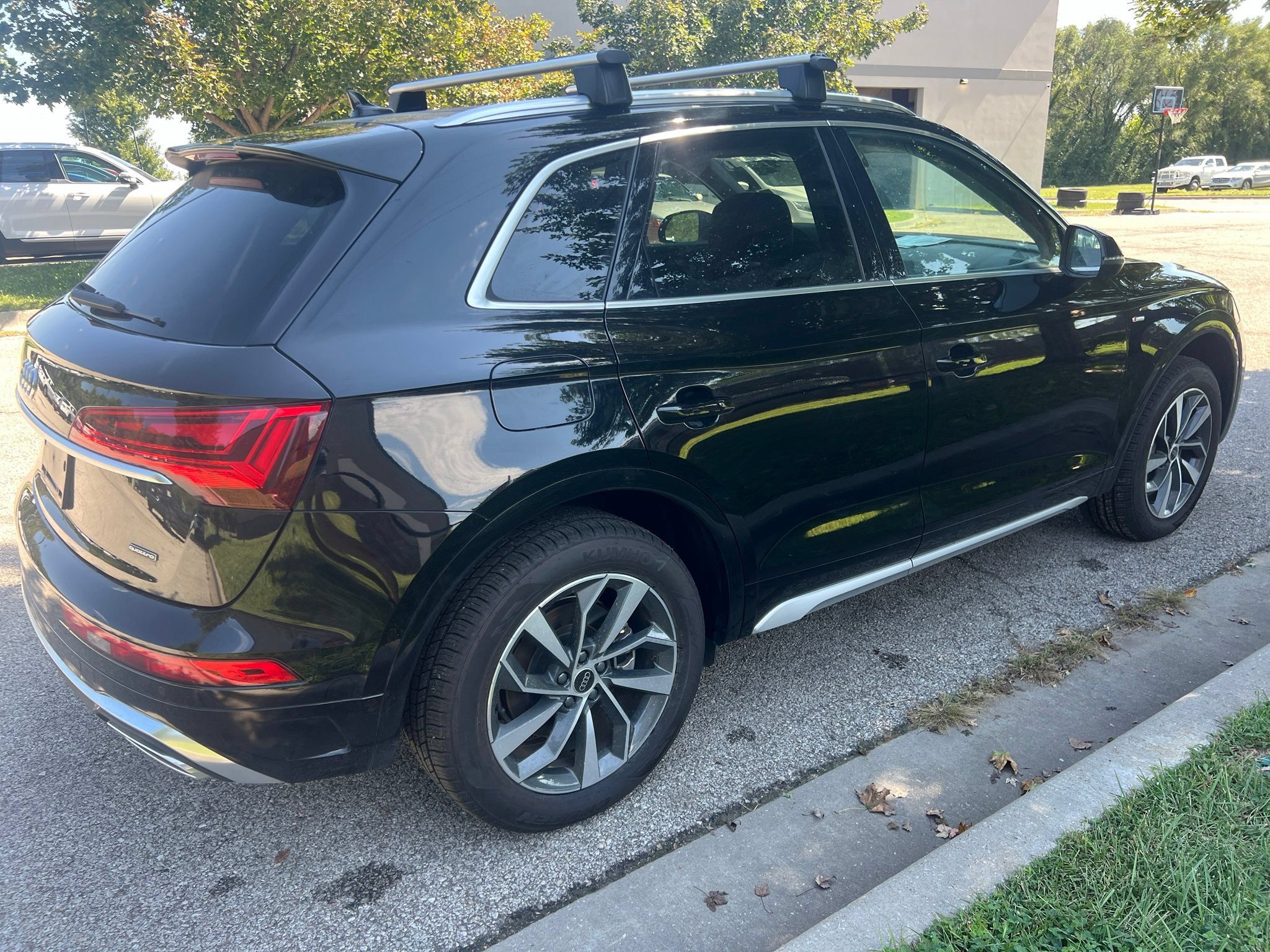 Used 2023 Audi Q5 2.0T Premium w/ Convenience Package AWD/4WD image 5
