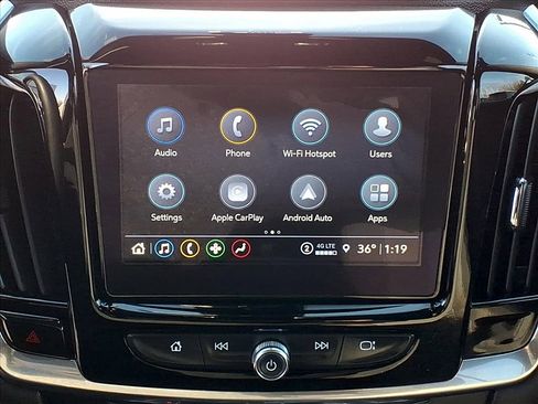 Certified 2023 Chevrolet Traverse LT image 11