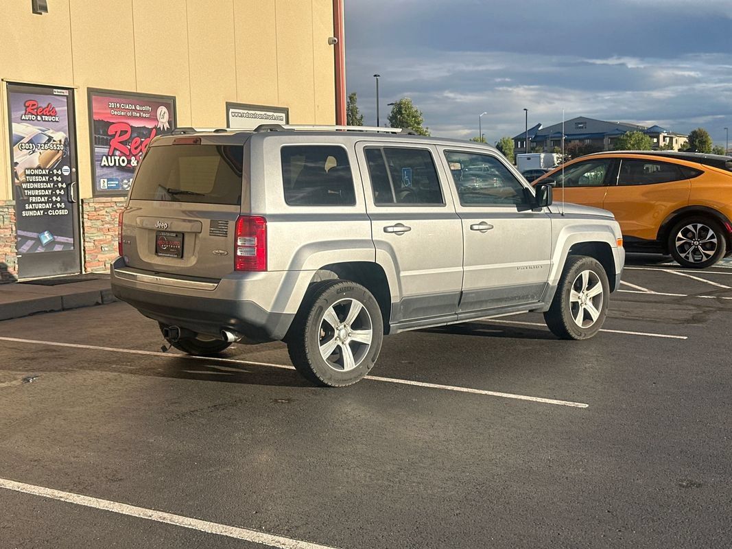 Used 2017 Jeep Patriot High Altitude AWD/4WD image 4