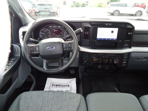 Used 2025 Ford F250 XLT w/ FX4 Off-Road Package AWD/4WD image 14