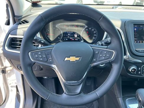 Used 2024 Chevrolet Equinox LT w/ LPO, Floor Liner Package FWD image 18