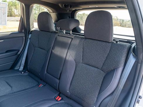 Used 2025 Subaru Forester Premium AWD/4WD image 22