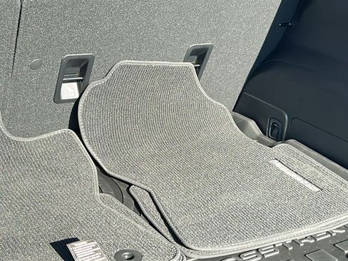 Certified 2024 Subaru Crosstrek 2.0i Premium AWD/4WD image 27