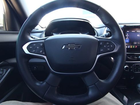Used 2023 Chevrolet Traverse RS AWD/4WD image 22