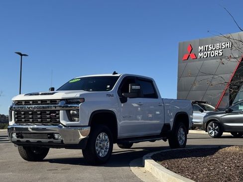 Used 2022 Chevrolet Silverado 2500 LT w/ Convenience Package image 7