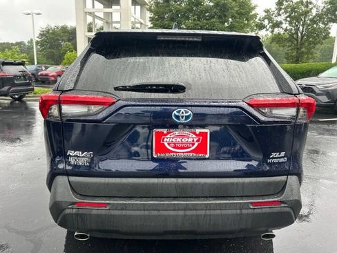 Used 2024 Toyota RAV4 XLE Premium w/ Weather Package AWD/4WD image 7