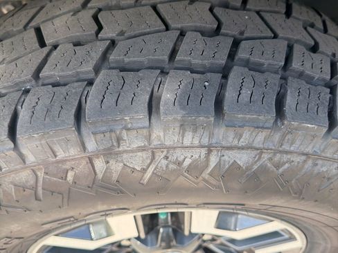 Used 2021 Toyota Tacoma TRD Off-Road w/ TRD Premium Off Road Package AWD/4WD image 26