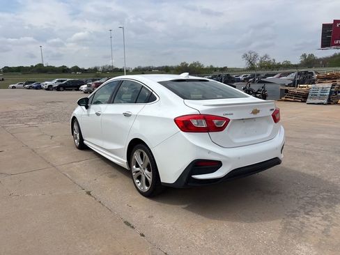 Used 2017 Chevrolet Cruze Premier image 6