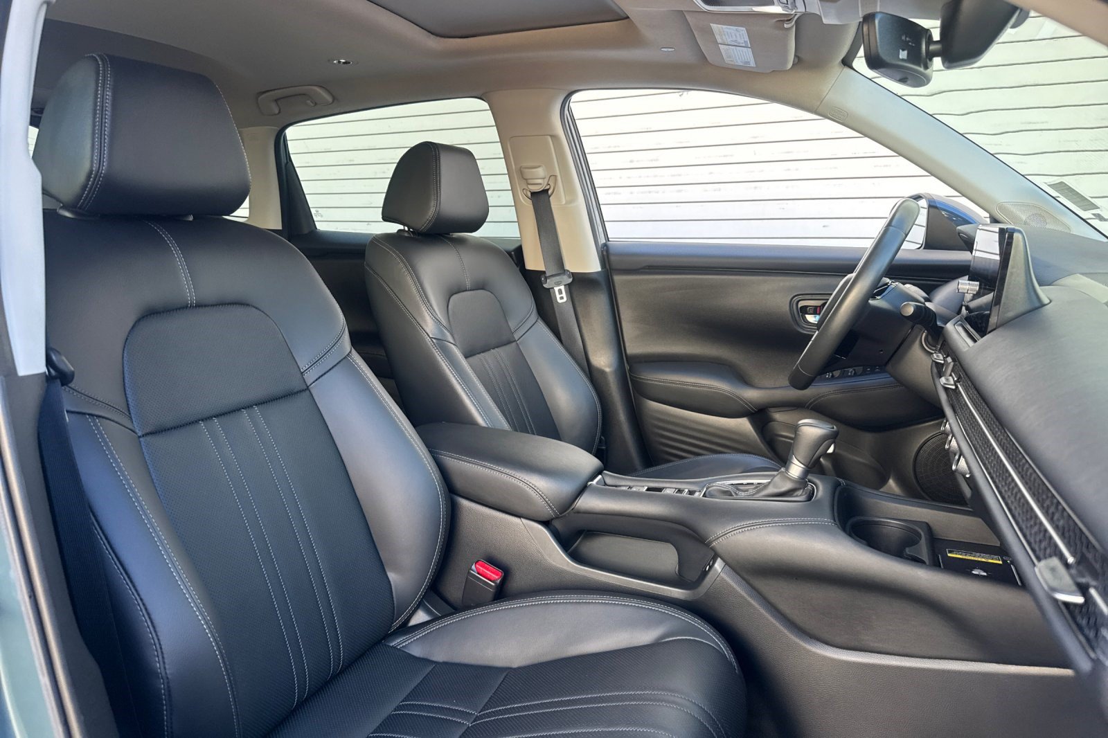 Certified 2024 Honda HR-V EX-L image 27