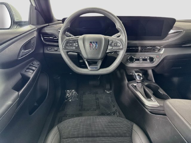 Used 2026 Buick Envista Preferred FWD image 20
