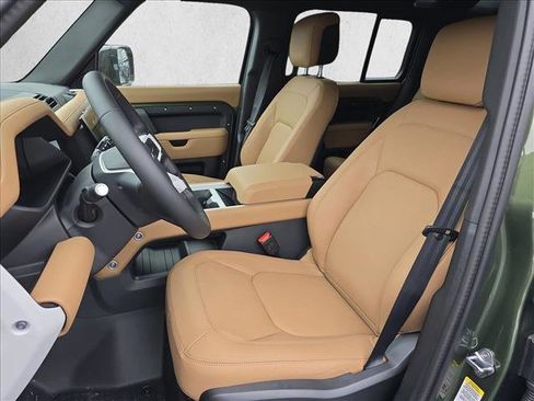 New 2026 Land Rover Defender 110 X-Dynamic SE AWD/4WD image 15