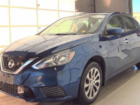 Used 2019 Nissan Sentra SV image 1