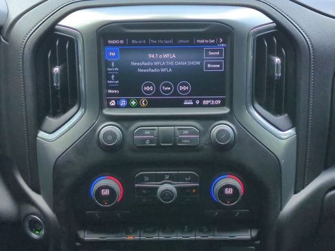 Used 2022 Chevrolet Silverado 2500 LT w/ Convenience Package AWD/4WD image 28