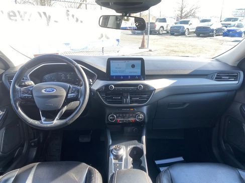 Used 2021 Ford Escape SEL image 18