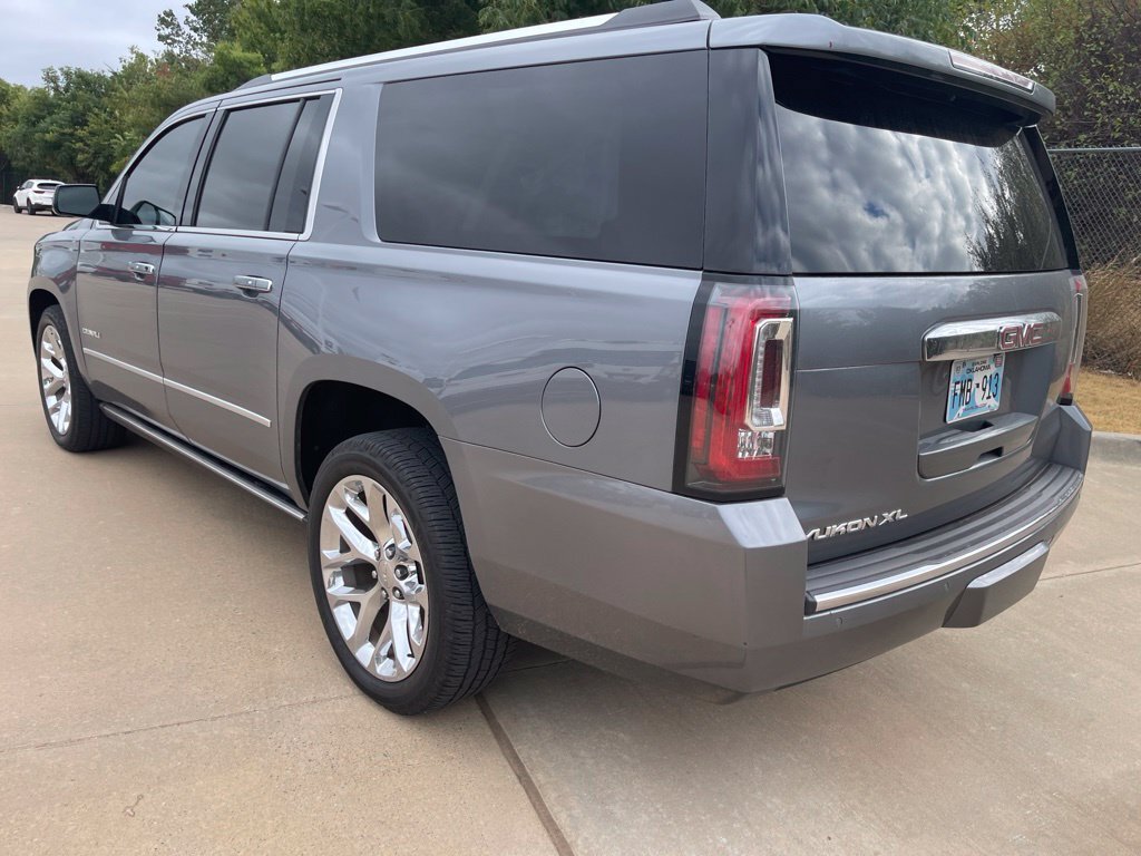 Used 2019 GMC Yukon XL Denali w/ Denali Ultimate Package AWD/4WD image 5