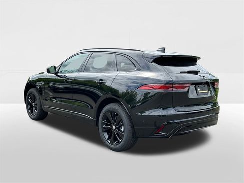 New 2026 Jaguar F-PACE R-Dynamic S image 2