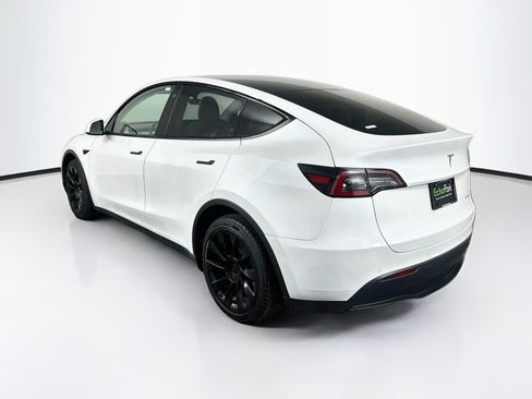 Used 2020 Tesla Model Y Long Range AWD/4WD image 5