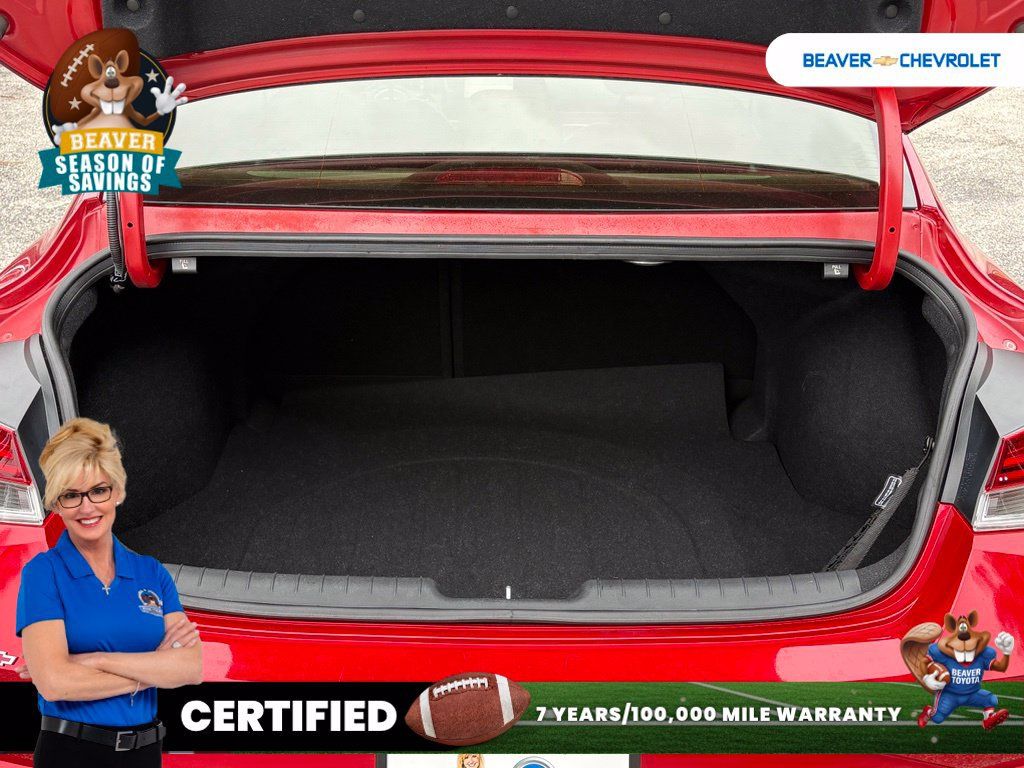 Used 2023 Hyundai Elantra Limited FWD image 11