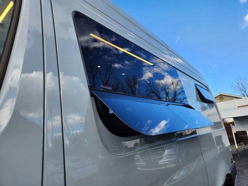 Used 2025 Mercedes-Benz Sprinter 2500 image 64