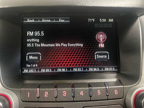 Used 2017 GMC Terrain SLE image 21