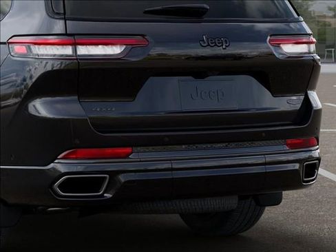 New 2025 Jeep Grand Cherokee L Summit AWD/4WD image 13
