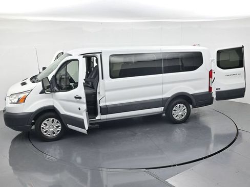 Used 2015 Ford Transit 150 XLT RWD image 52
