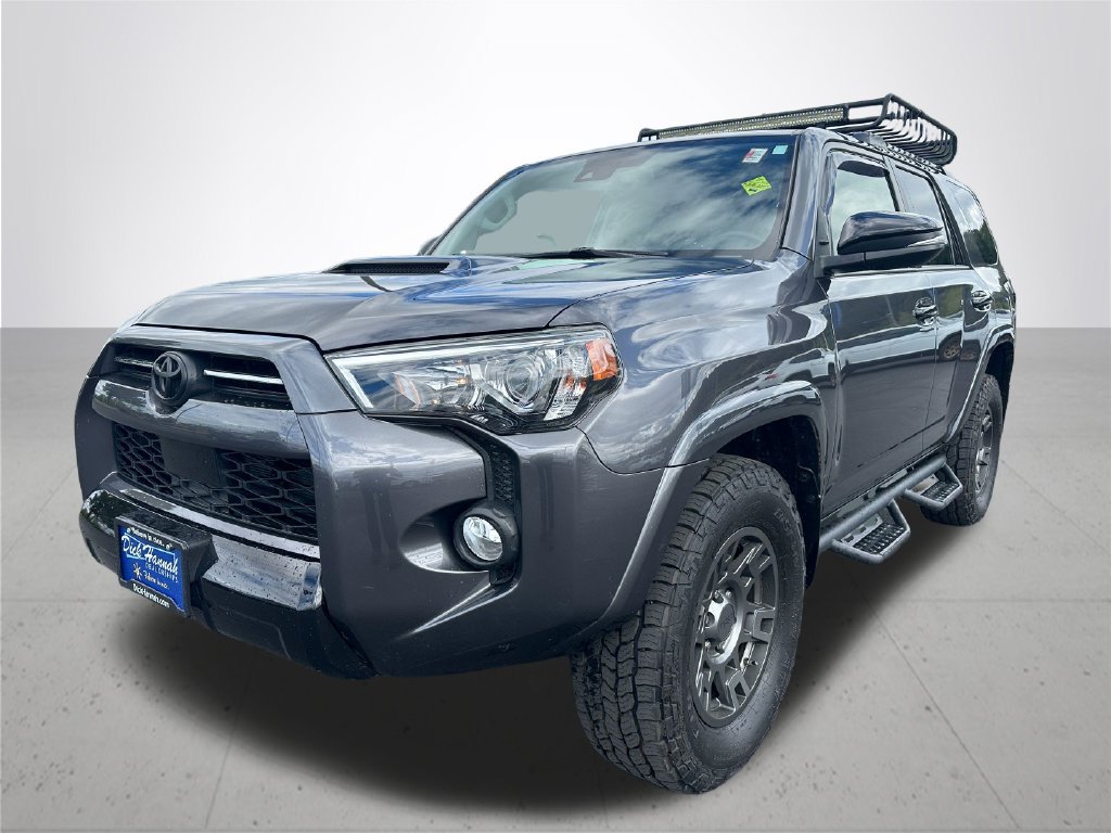 Used 2020 Toyota 4Runner Venture w/ Moonroof Package AWD/4WD image 2